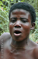 Cantante pigmea Bedzan