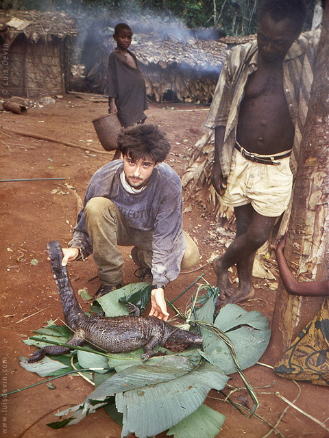 Crocodile hunting, from Luis Devin's fieldwork in Central Africa (Baka Pygmies, Cameroon)