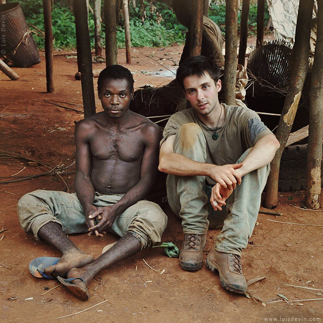 Sharing a moment of rest, from Luis Devin's fieldwork in Central Africa (Baka Pygmies, Cameroon)