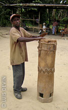 Bakoya Pygmy drum