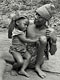 Anziana con bambino (Pigmei Baka, Camerun)